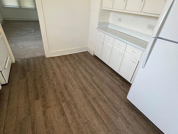 5th image of 338 W Madge Ave
