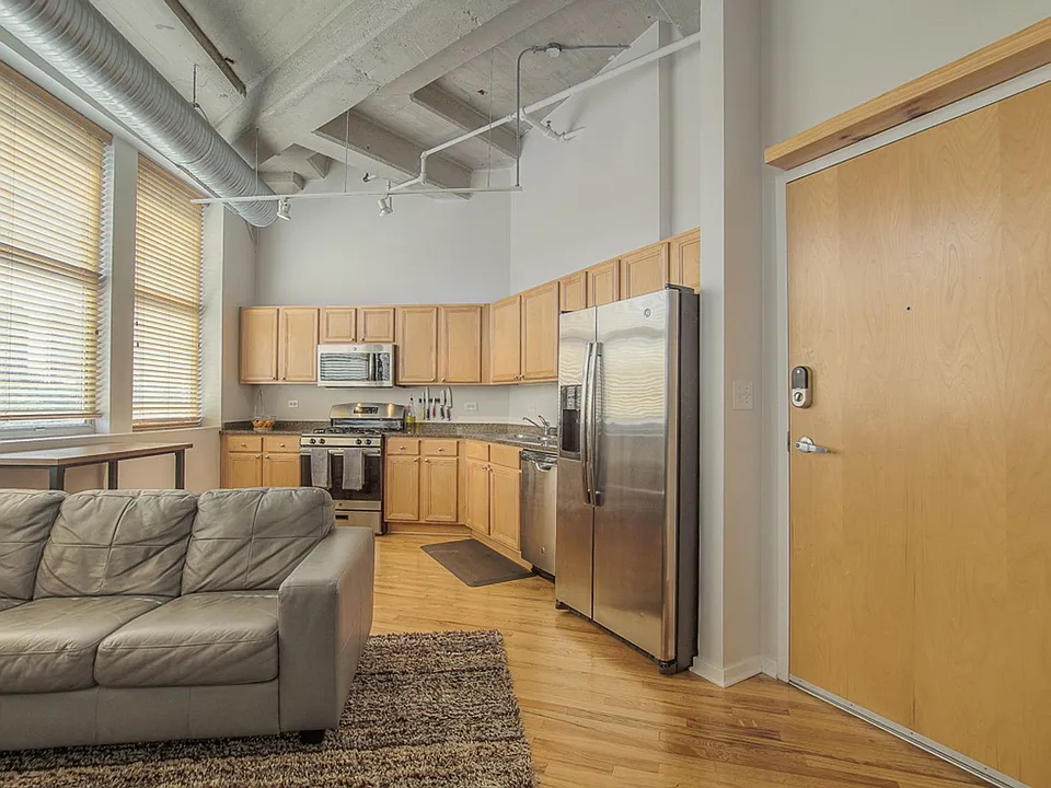 2107 Grand Ave #408