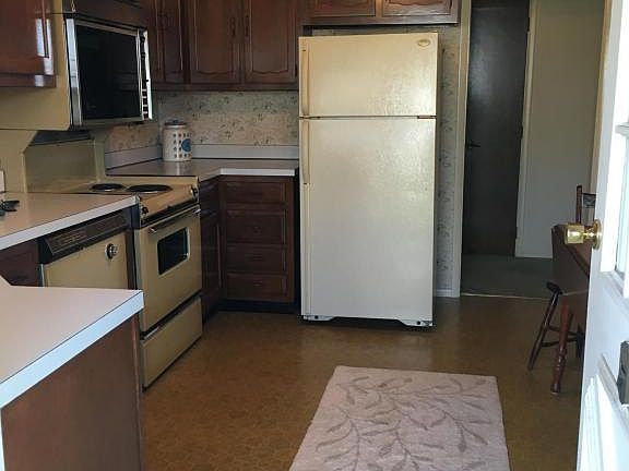 5th image of 1181B Clydebank Ct
