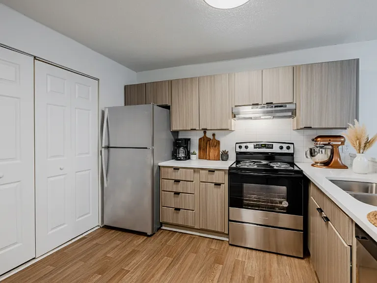 Enclave at North Point — Photo 146