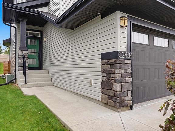 3rd image of 22434 99a Ave NW