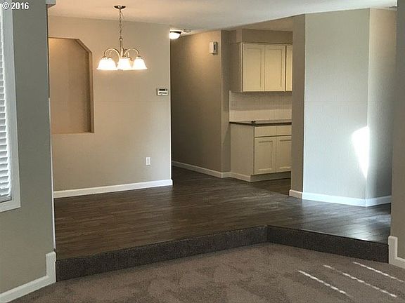 5th image of 15802 NE 9th Cir