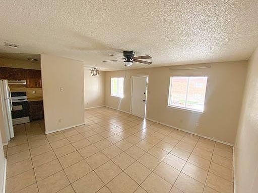 3rd image of 1120 Primrose Ave APT 4
