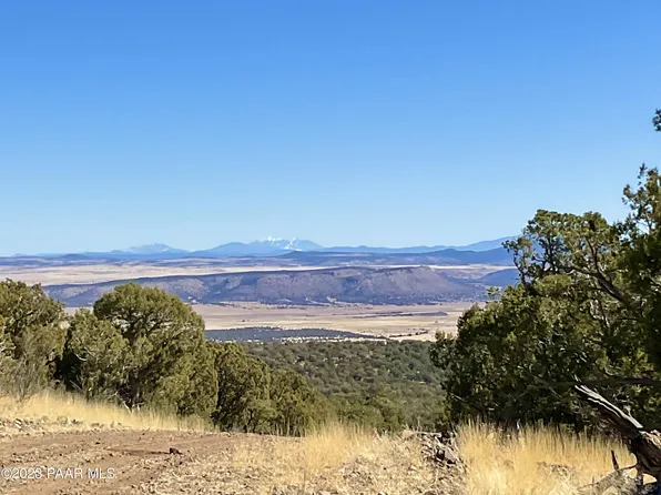 496 N Verde Ln, Seligman, AZ 86337