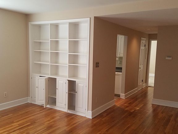 Built-in cabinets + kitchen entrance and hallway