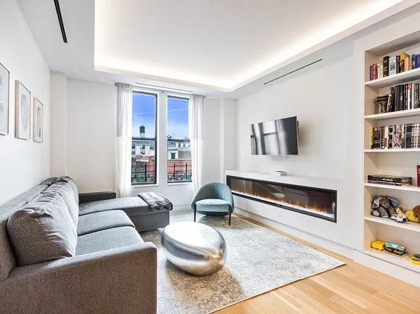 532 W 111th St APT 77, New York, NY 10025