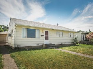 1304 E 14th St, The Dalles, OR 97058