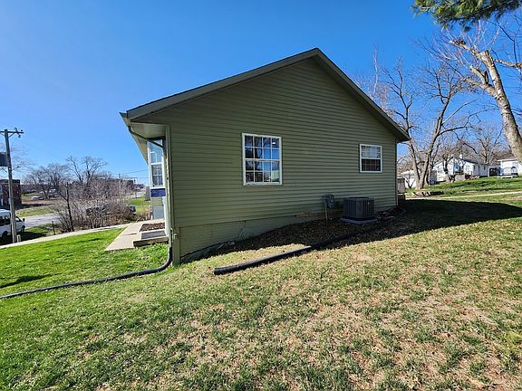 5th image of 409 N 17th St
