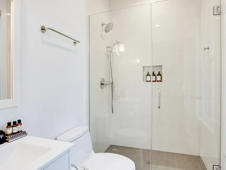 7715 Soundview Ave — Photo 26