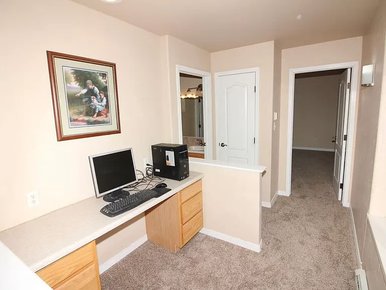 2252 Pine Terrace Ct — Photo 12