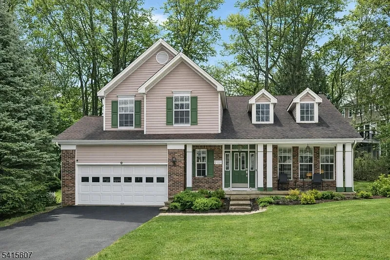 9 Hartley Ln photo 1