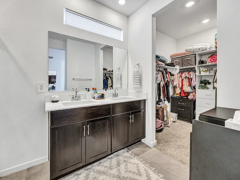 17667 W Morning Glory St — Photo 14