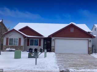 21115 Cameron Way, Farmington, MN 55024