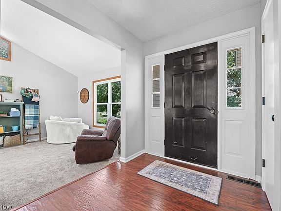 4th image of 1164 Northview Ave