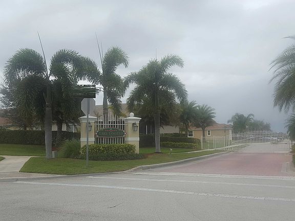 2nd image of 635 Tangelo Cir SW
