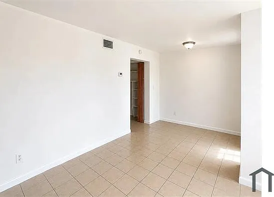 3701 SW 59th Ter #11 — Photo 7