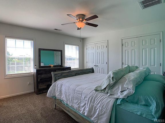 3rd image of 804 Compass Dr