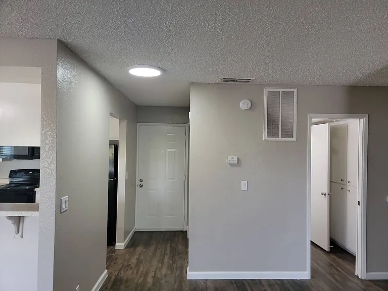 2720 Matheson Way — Photo 11