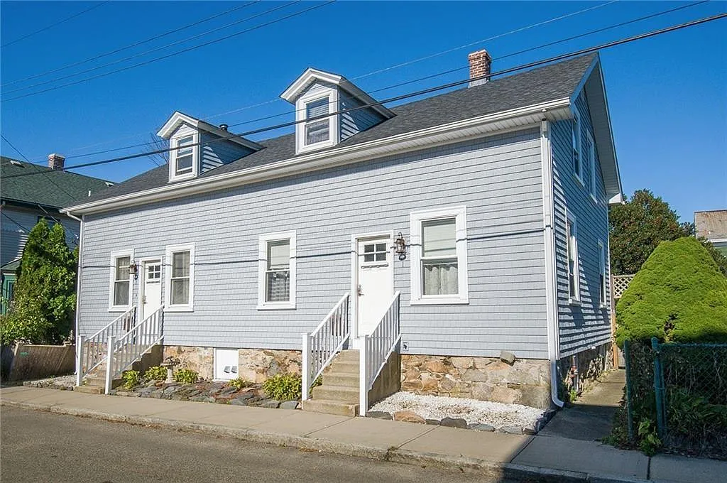4 bed, 1100 sqft, $3,100 — Photo 1