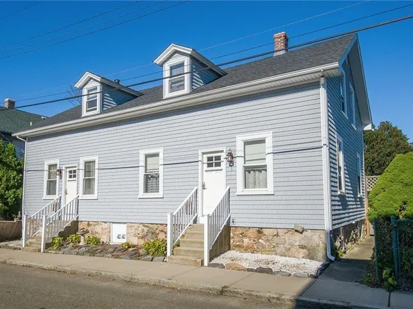 1 Lucas Ave, Newport, RI 02840