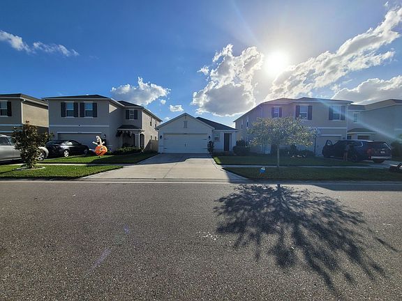5th image of 32646 Abby Lax Ln