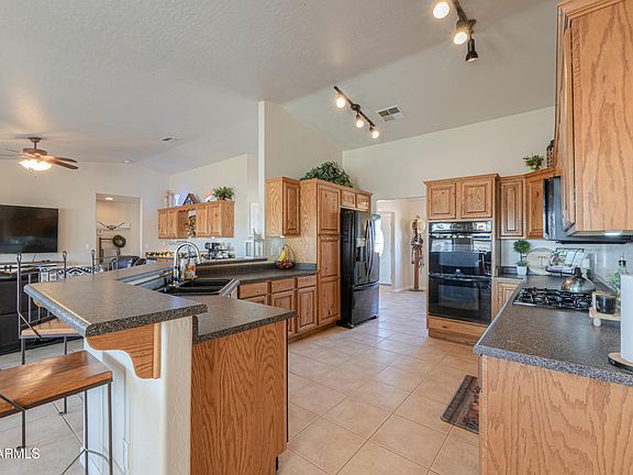 3rd image of 50209 W GAIL Lane