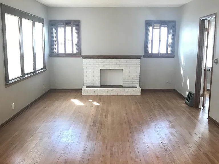 831 N Porter Ave — Photo 8