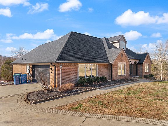 5th image of 75 Antler Ct