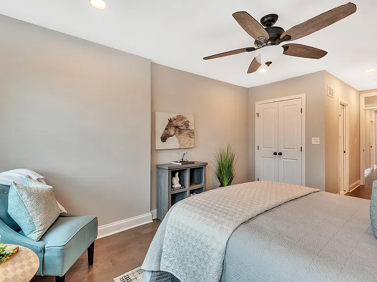 2509 Fleet St — Photo 13