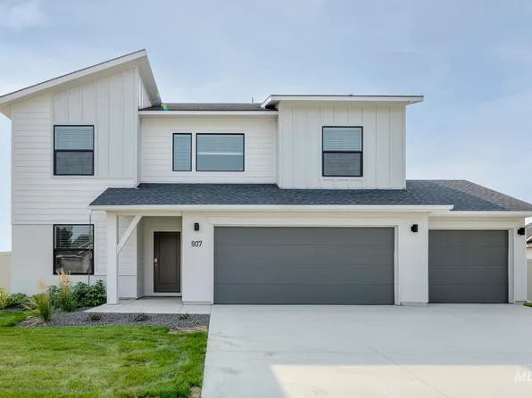 907 E Perjue Basin Dr, Nampa, ID 83686
