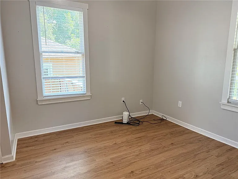 31 Mildred Pl NW — Photo 13