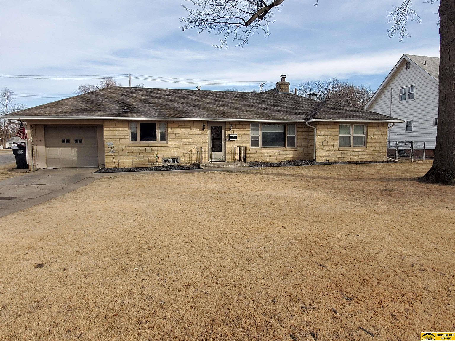 1602 Lincoln St, Beatrice, NE 68310 | Zillow