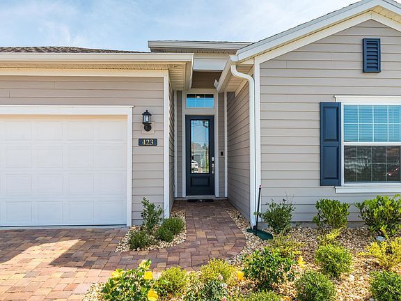 2nd image of 423 Broomsedge Cir