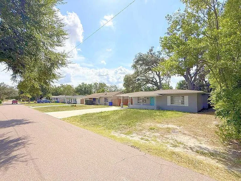 1318 Divot Ln — Photo 6