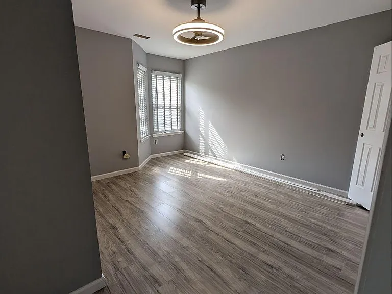 810 Diamond Dr #810 — Photo 7