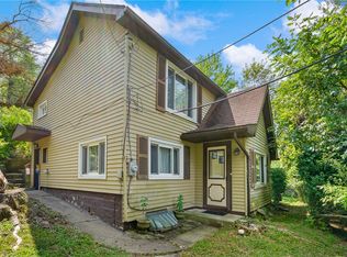 5758 Grant St, Export, PA 15632
