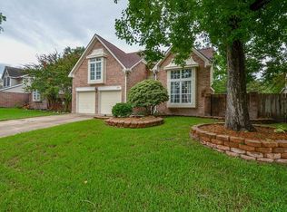 8402 Plum Lake Dr, Houston, TX 77095