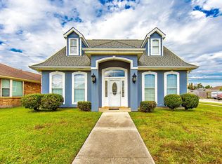 2920 Bradbury St, Meraux, LA 70075