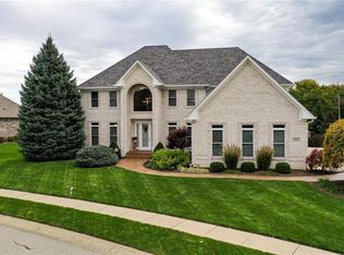 2444 Bridle Way, Shelbyville, IN