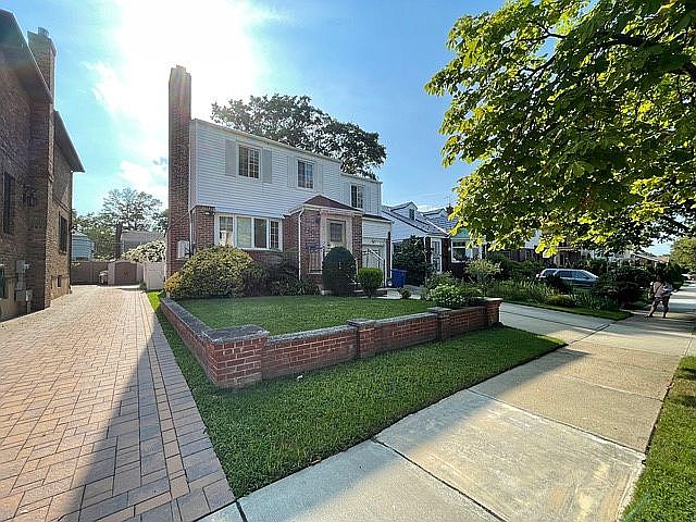 1st image of 8034 210th St