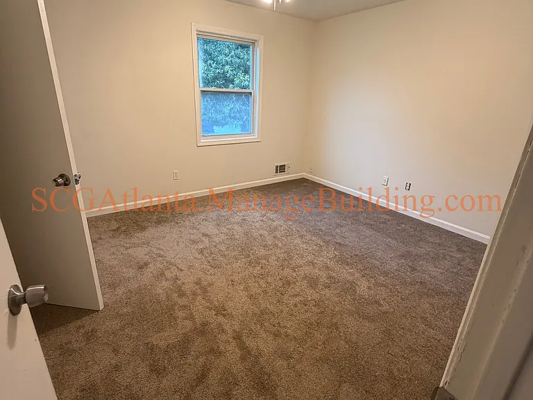 300 Edna Dr — Photo 7