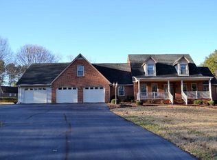 4007 Pittwood Dr, Danville, VA 24540