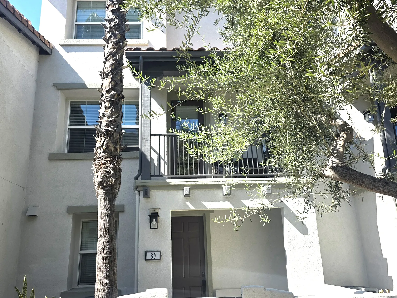 3 bed, 2.5 bath, 1626 sqft, $3,900 — Photo 1