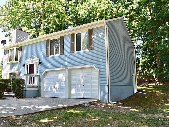 2nd image of 355 Olde Bridge Way