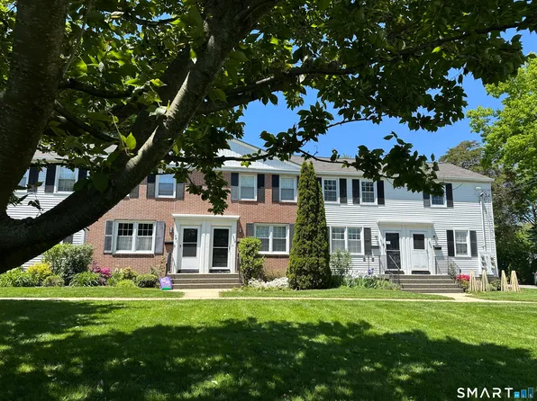 337 Sylvan Knoll Road, Stamford, CT 06902