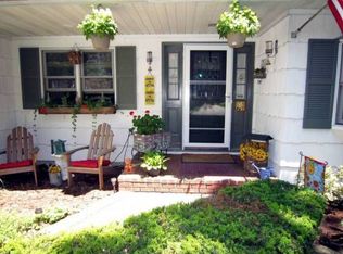 51 Heston Rd, Shirley, NY 11967