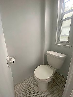 4th image of 27 Beaver St #3R
