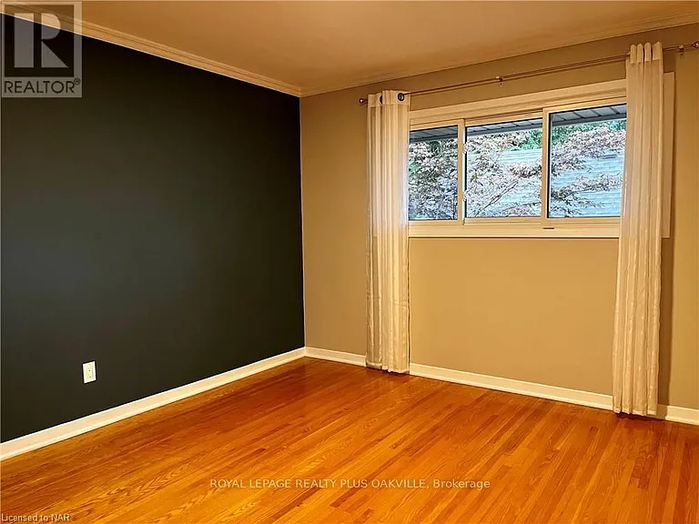 694 Niagara St #UPPER — Photo 14