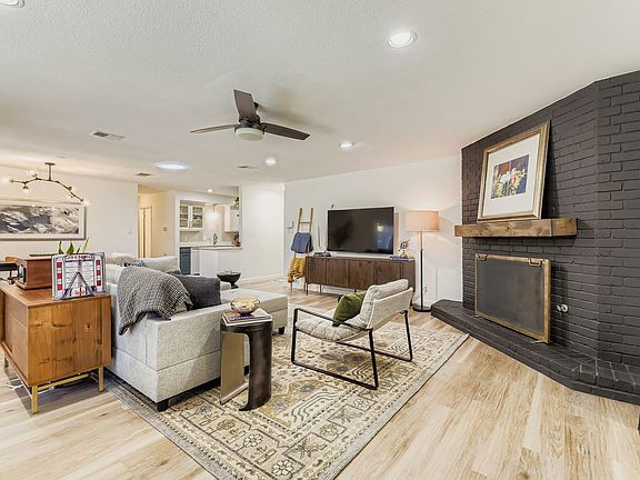 3rd image of 2819 Nordham Dr