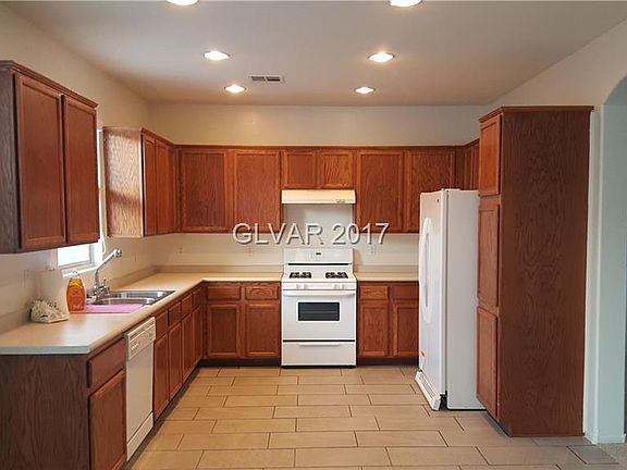 4th image of 9720 Spinnaker Creek Ave #0